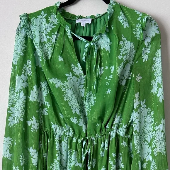 Sugarlips Kelly Green Floral Split Frilled Tie Neck Tiered Long Sleeve Dress - Picture 13 of 16